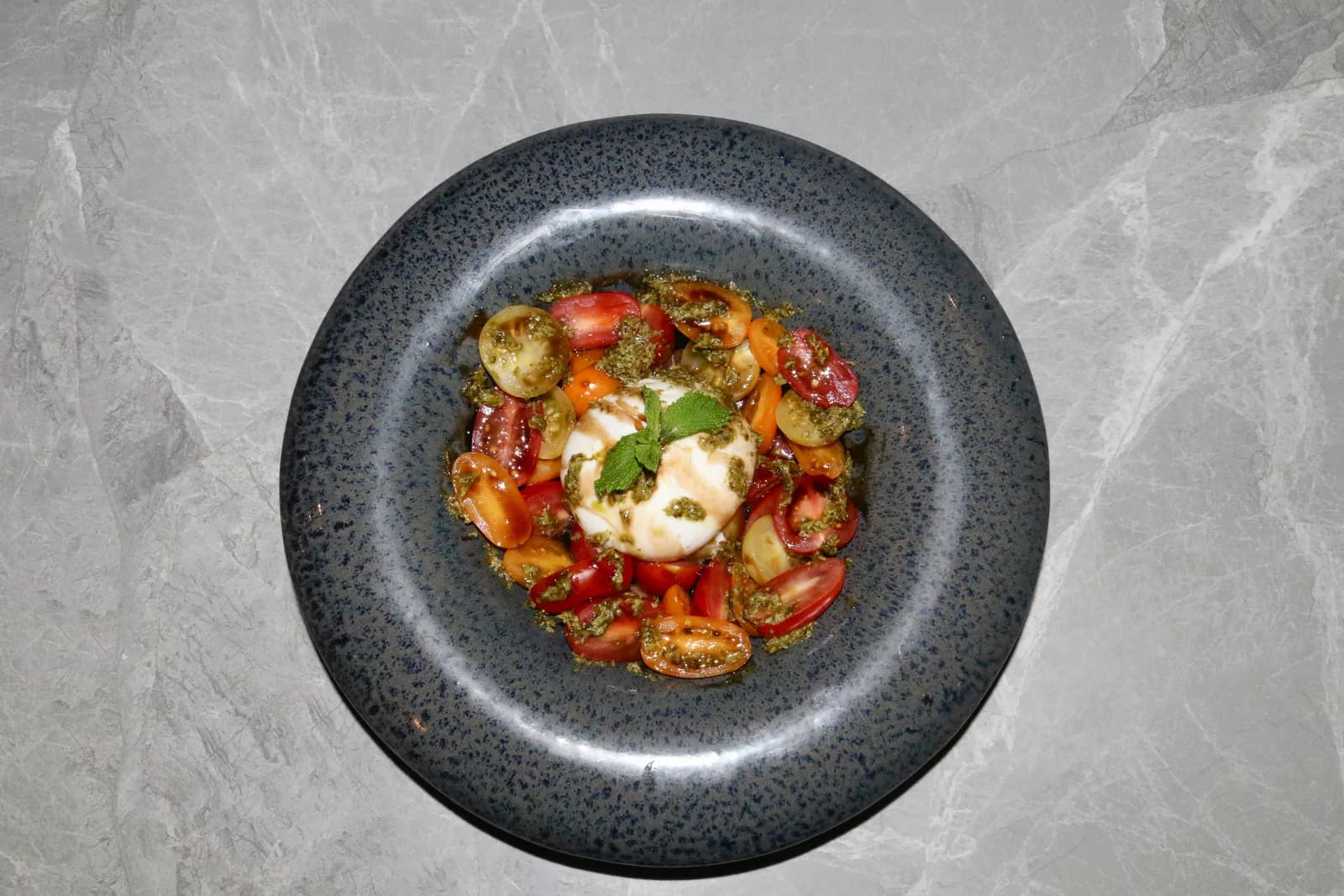 Burrata, tomates